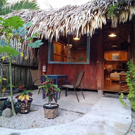 Hotel & Suites Oasis 巴卡拉尔 外观 照片
